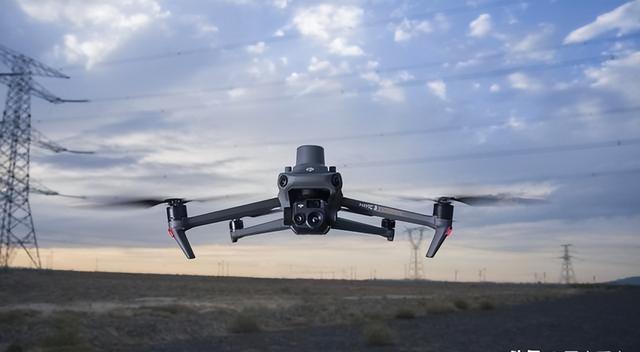 不到48小时，美国对华连开两枪，特朗普下令，要把中企一锅端