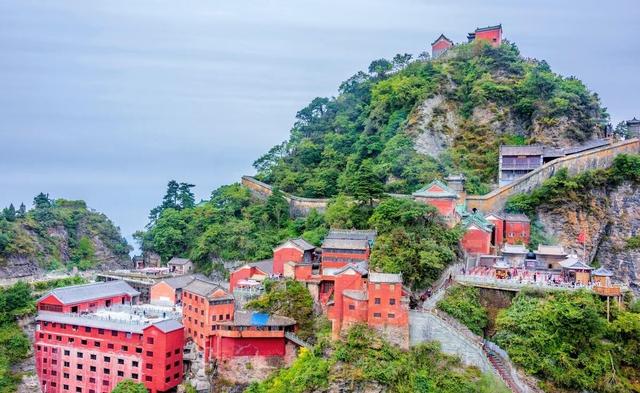 假如有一天可以自由旅行了，推荐你去这8个地方，再忙也要去看看