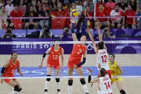 奥运排球-中国女排五局大战不敌土耳其 遗憾无缘四强图片