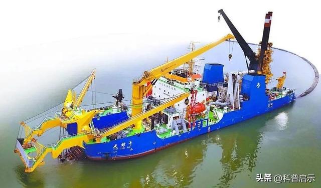 切开400万吨海水，半年吹填200万平方米！南海造岛背后有何秘密？