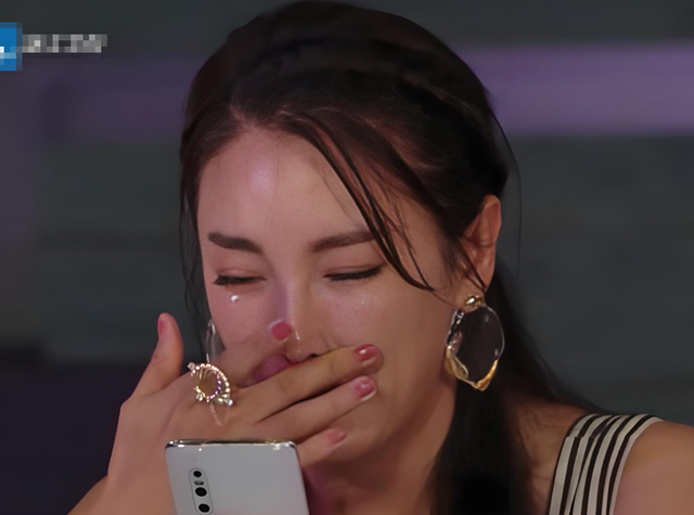 张雨绮越扒越有！代孕只是冰山一角，38岁的她终为“荒唐	”买了单