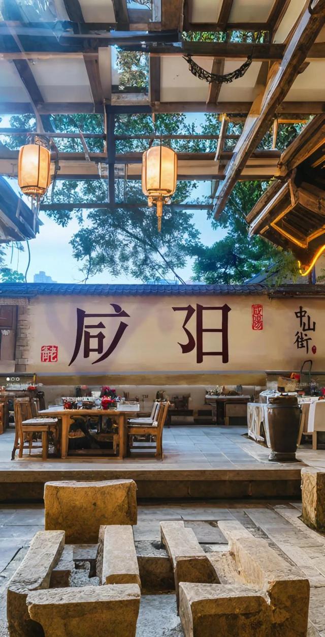 咸阳十二时辰 不逛帝陵也上头！这座老陕烟火的城，比西安更懂生活
