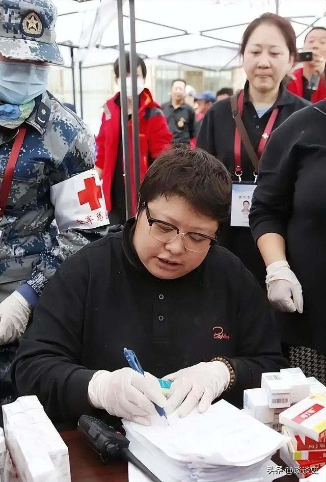 贪污上亿、假慈善？被实名举报的韩红，如今还是没有等来一声道歉