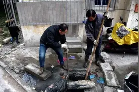 2007年，广西“鬼楼”半夜怪叫11年，兄弟低价购入，抓“鬼”赚翻图片