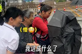 考场外的可爱奶奶一脸懵，但我看明白了｜胜春log图片