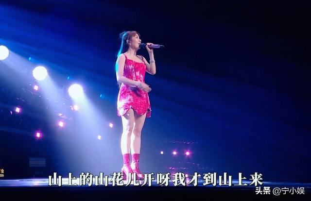 不止翻红！中秋夜央视高调选择谢娜侯佩岑，给娱乐圈好好上了一课