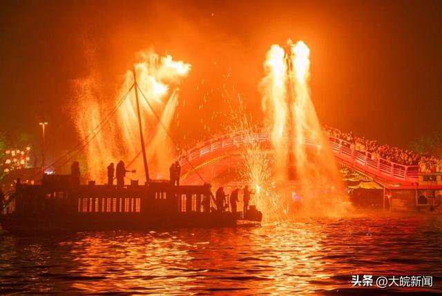 清明上河园：全国教师 全部免费 教师节快乐