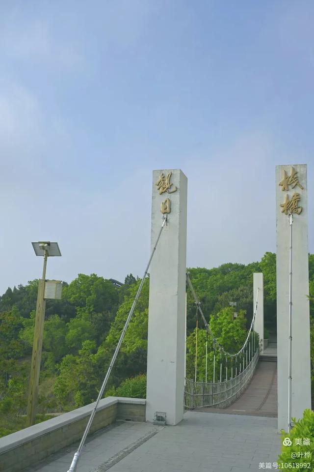 葫芦岛历史悠久，曾用名“锦西”，是我国工业发展的重要基地