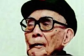 他是亮剑的李云龙原型，火化时挑出27块弹片，全部都是战争时遗留图片