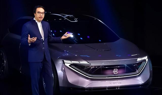 央视点名批评后破产！烧光84亿造不出一辆车，员工花5000万买零食