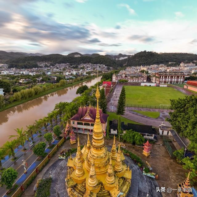 自驾营地：云南普洱市免费床车房车自驾露营地停车场主要景点美食