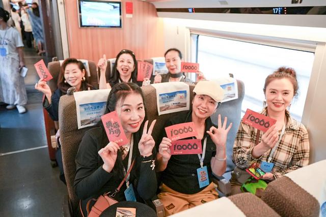 横店影视主题旅游列车再出发!更多超值礼遇等你来~