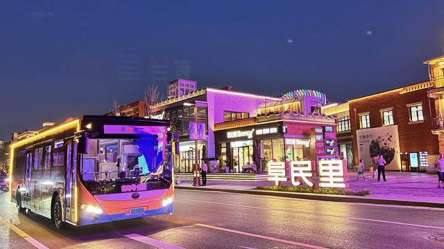 郑州公交“商都号时空穿梭文旅巴士”专线正式开通