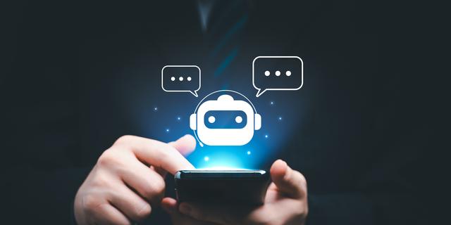 2025手机行业大年：高端洗牌正酣，AI手机谁能笑到最后？