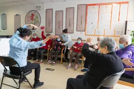 养老院迎来退院潮！为何老人不断增多同时，养老行业却下坡路了？图片