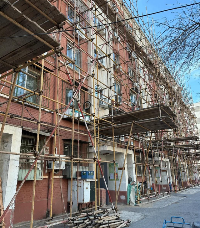 拆迁全面叫停？满24年房龄的老小区，一律按新规处理！业主迎利好