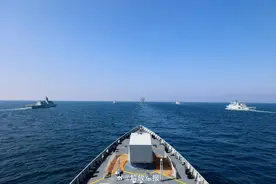 “和平-2025”多国海上联合演习落幕图片