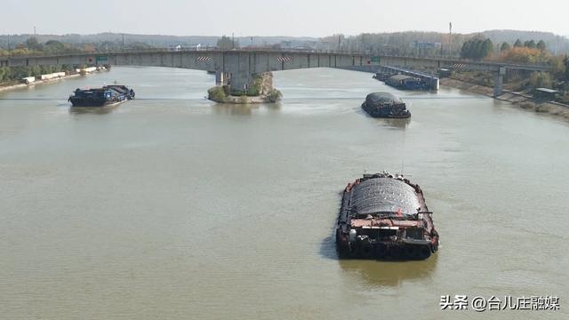 台儿庄：运河波光映古城，两岸公园绘新景