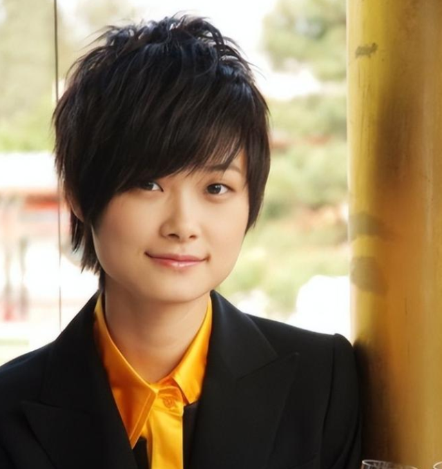 嫁法国老头真相大白5个月后，41岁李宇春近况曝出，一点也不意外