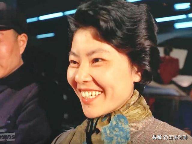 1966年外国人拍摄的上海影像，上海女人很精致，衣着朴素精神富足