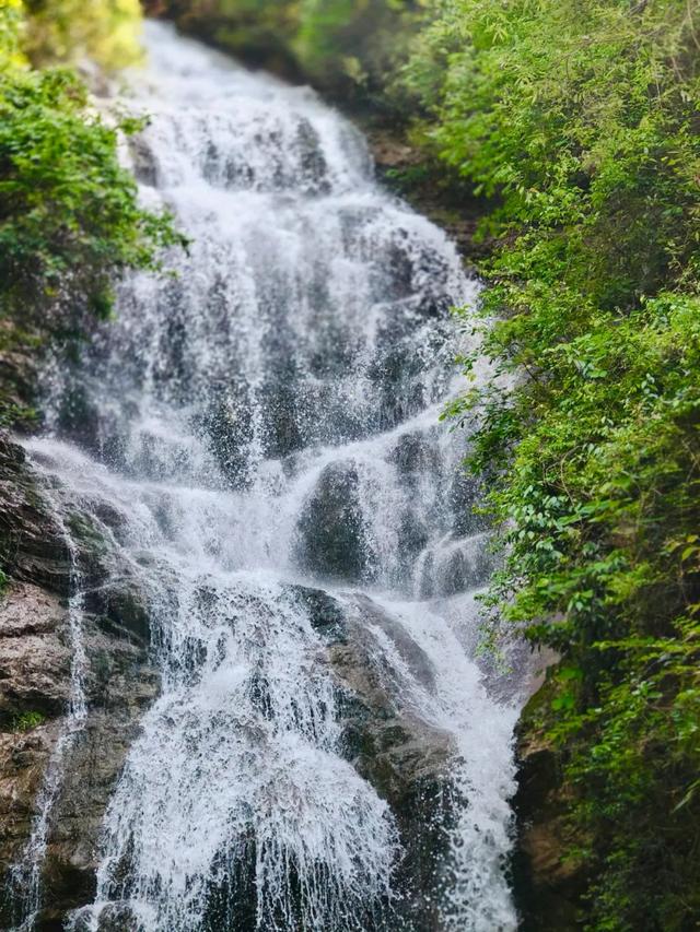 秦岭深处，邂逅两当清凉之境