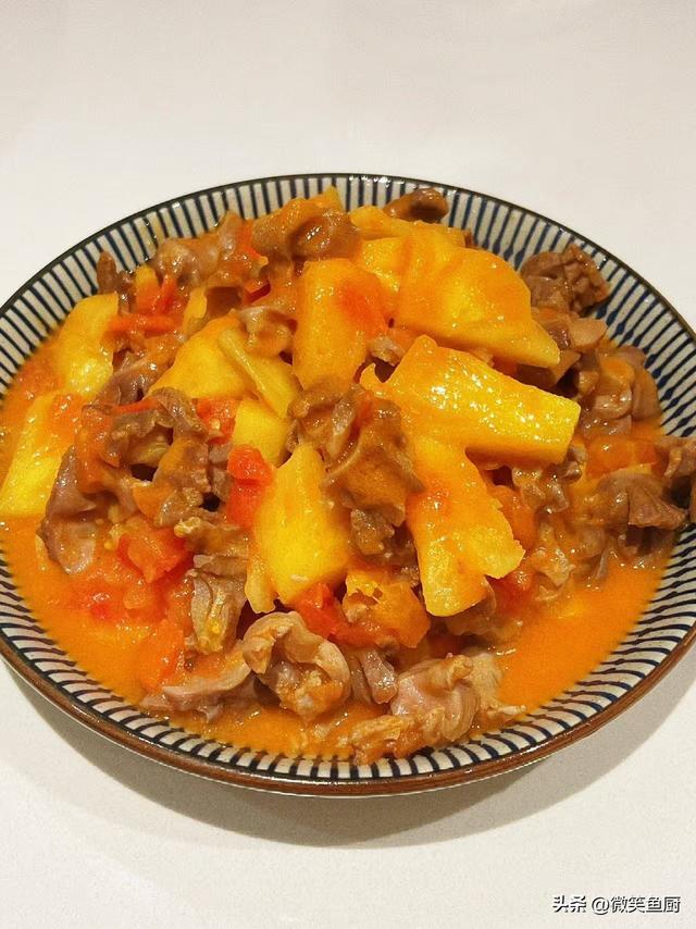 钾是香菇的20倍，建议中老年隔天吃一次，对肝脏好，腿脚也有力