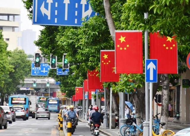 印度博主眼中的中国：强大到可怕，全面碾压印度？