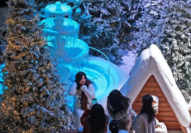 西安“人造雪乡”冬日浪漫触手可及