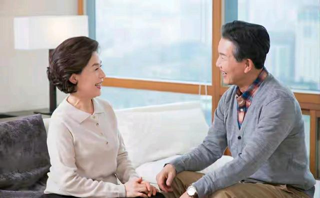 两性关系:女人过65岁，千万不能在老伴面前做这几件事！