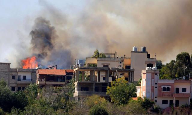 无耻至极！以色列边境墙疑“偷国土”！黎巴嫩4000平米领土遭霸占