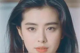 58岁王祖贤宣布复出，网友懵了：隐退20年后，她竟活成了这样图片