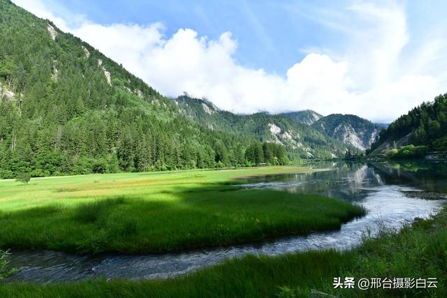 九寨沟：梦幻海子，人间绝色（图）