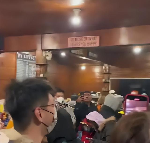 全球见证中国长假奇观：从挪威峡湾到悉尼港湾，世界都说“你好”