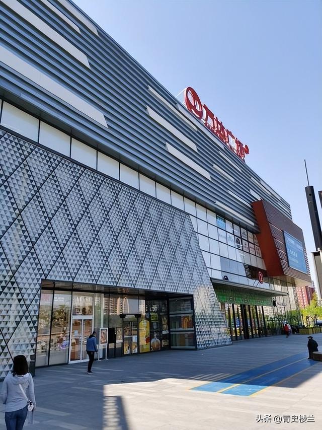 又一巨头倒下！疯狂关店11万家，为什么我们都不愿意逛商场了？