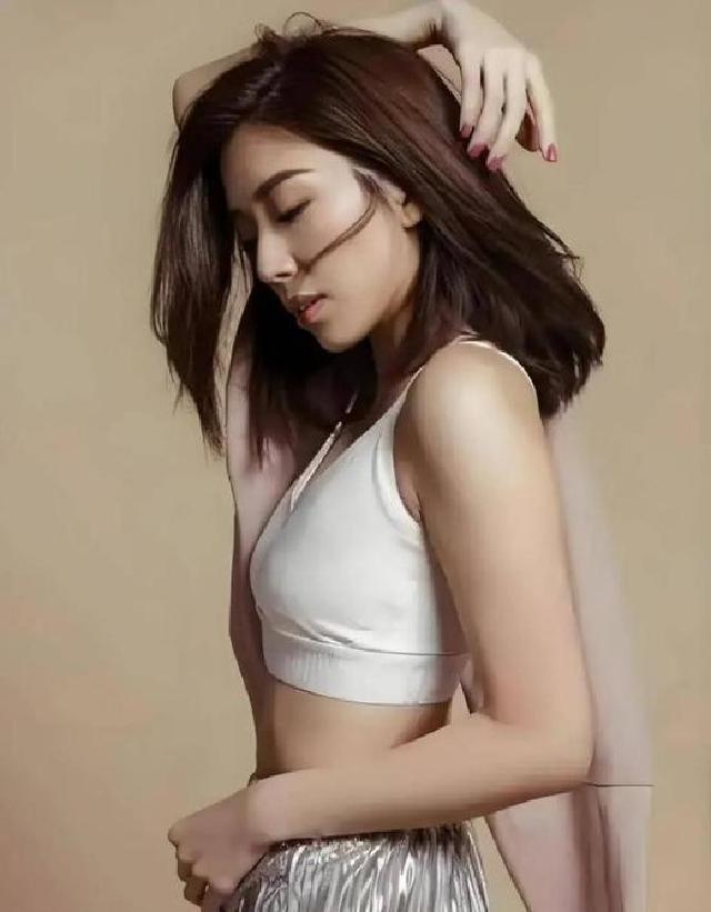TVB前花旦婚后大解放真空上阵，大秀完美身材，为上镜好看狂减肥