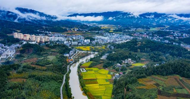 贵州这个小县城,风景美、物价低、节奏慢,在这里生活很安逸