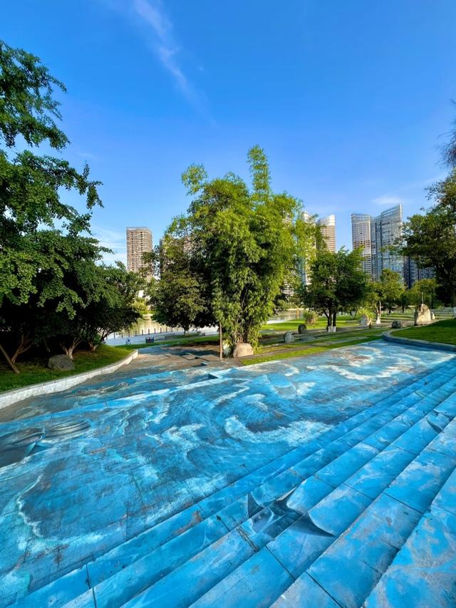 成都又一湿地公园走红！人少景美堪称 “台湾小垦丁”，门票全免费