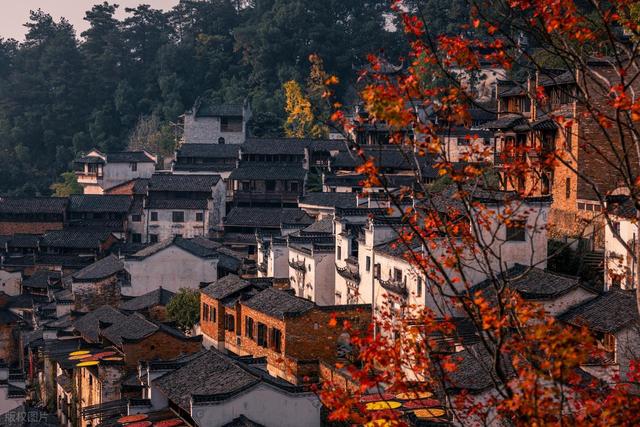 11月-12月，淡季旅行适合去的5个目的地，人少清净，秋景斑斓