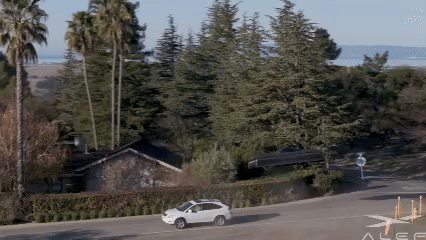 5分钟上手，无照就能飞：91万「空中F1」已经排到了2027