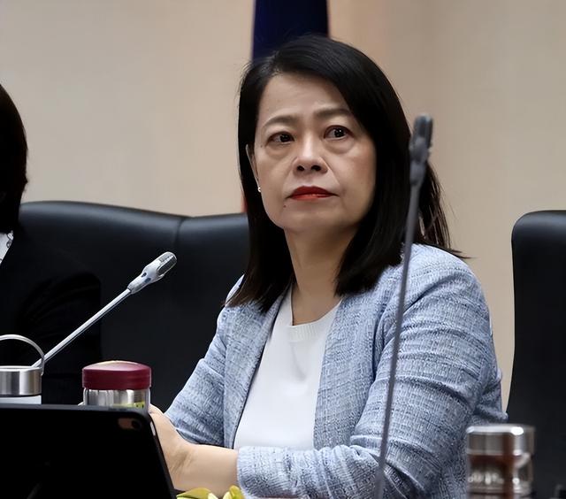 台湾的天彻底塌了！美国终于露出獠牙：台湾的芯片要和美国平分！