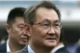 “白发苍苍”的马化腾？又是一夜不识人！马化腾真的有如此之老吗图片