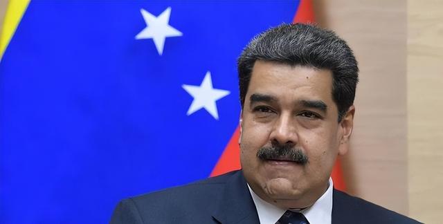 特朗普给马杜罗下最后通牒！灭国舰队抵近委内瑞拉，战争一触即发