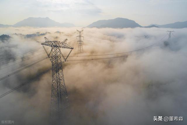地球电不够用了，科技巨头把算力搬去太空？
