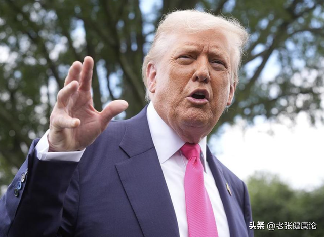 特朗普转身就走了，中美默契在这一刻淋漓尽致，日本“为之震动”