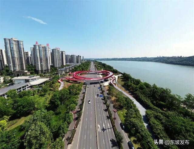 你好 东坡 ！| 滨江路：岷江之畔，一场与城市的诗意对话