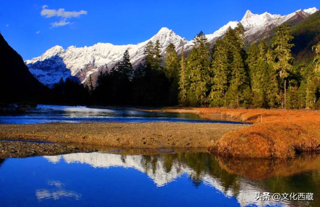 治愈到犯规！西藏这座小城5种 “会呼吸” 的颜色，抚平所有不安焦虑