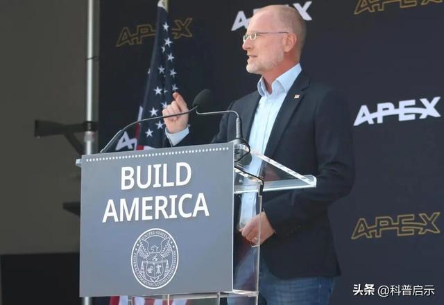 中企刚买4船美豆，特朗普又变卦，下架大批中国货	，不准中方违约