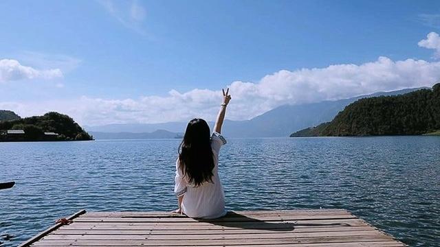 女人若不正经，一眼便知，不正经的女人，往往有这6个特征！