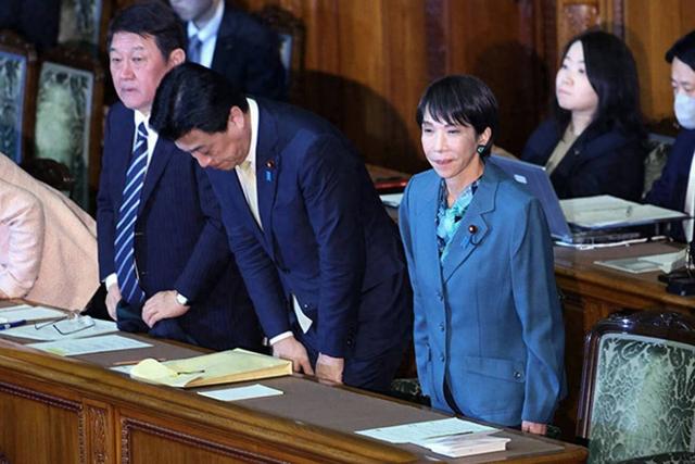 中国交涉直接通知了东京，政治冒险换来46条航线“归零”	，现实比口水更尖锐