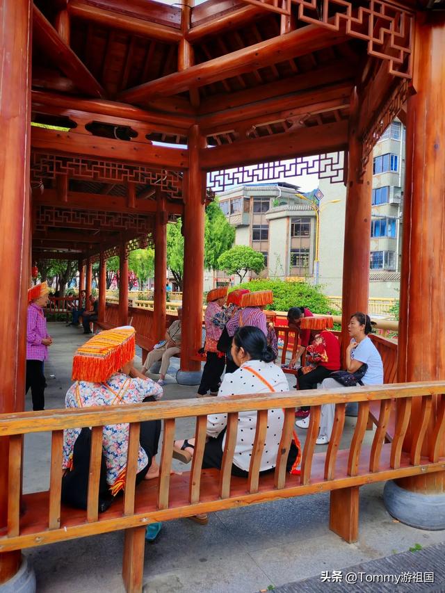 开着房车避暑季：金秀县城是山水瑶城景区，一场房车与自然的邂逅